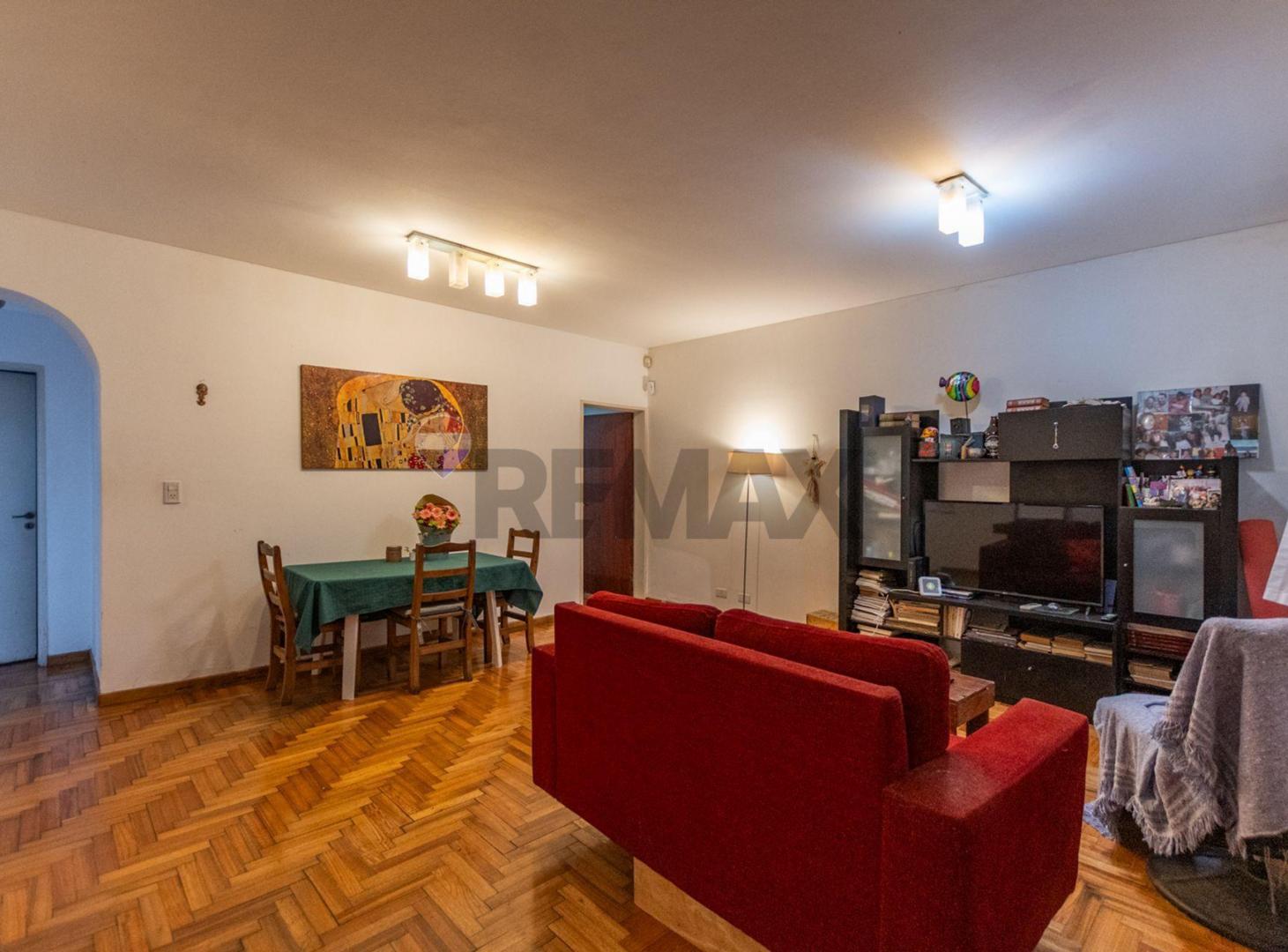 Foto de OPORTUNIDAD CASA 4 AMB DEVOTO C/ PILETA Y JARDIN, imagen 1