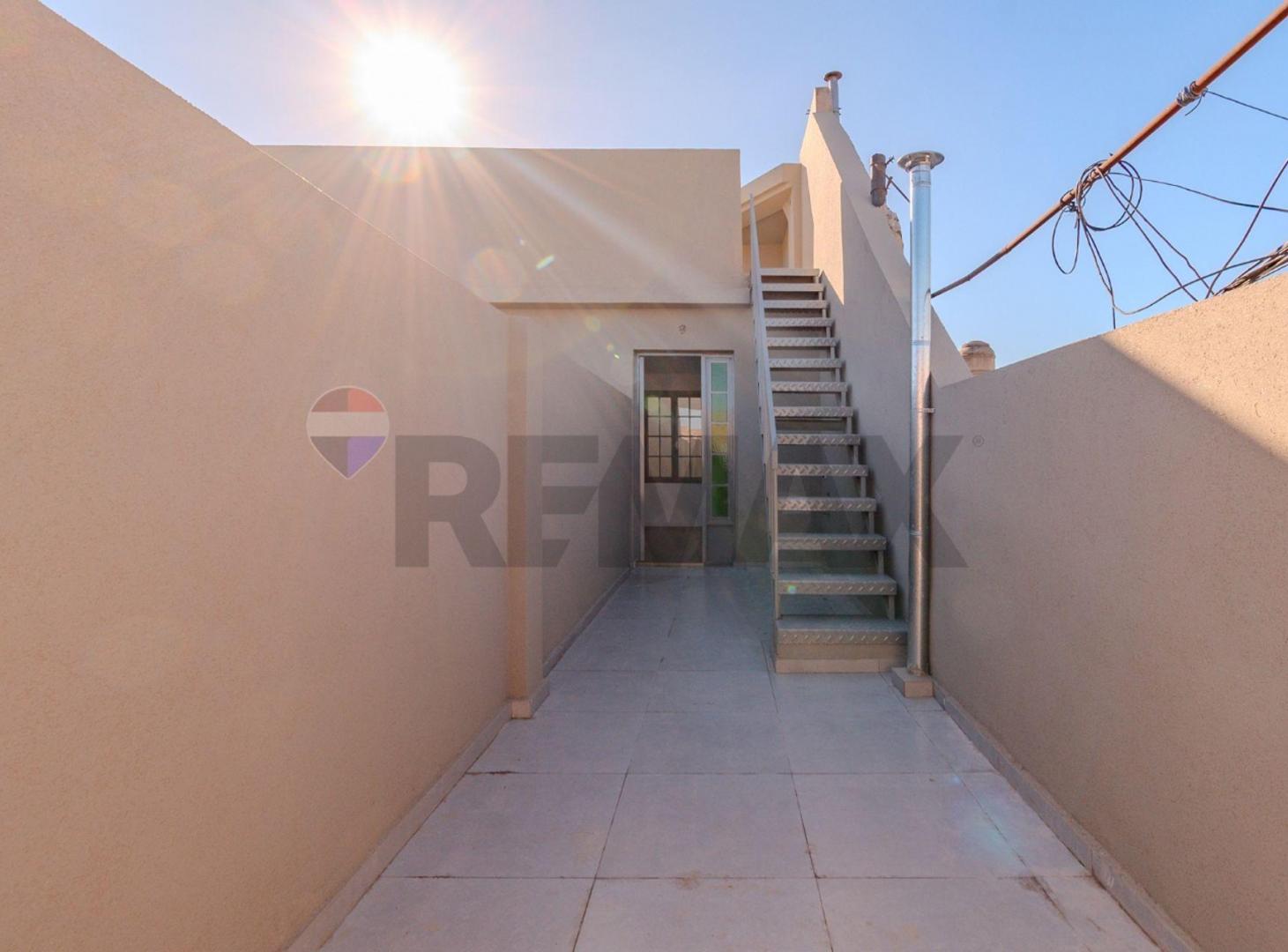 Foto de VENTA PH 2 amb CON TERRAZA Y PATIO EN BOEDO, imagen 2