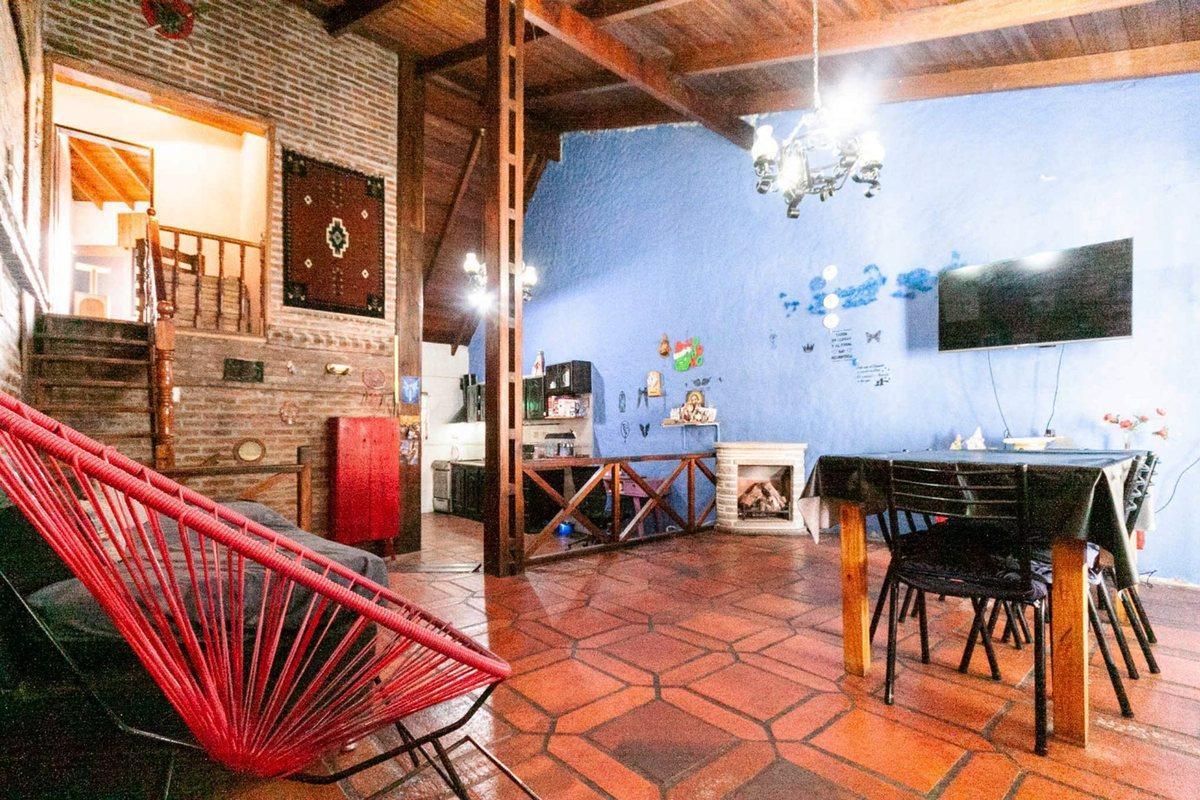 Foto de Venta Casa 6 ambientes Lanus, imagen 1