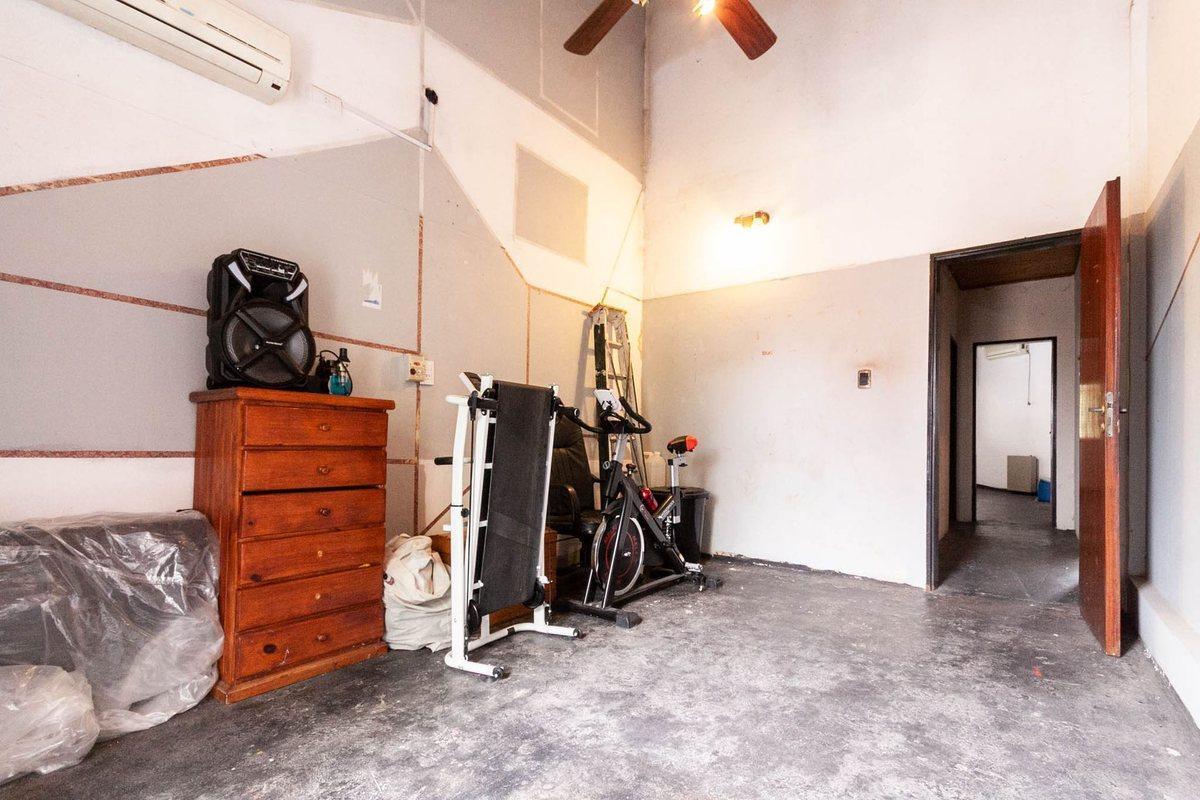 Foto de Venta Casa 6 ambientes Lanus, imagen 5