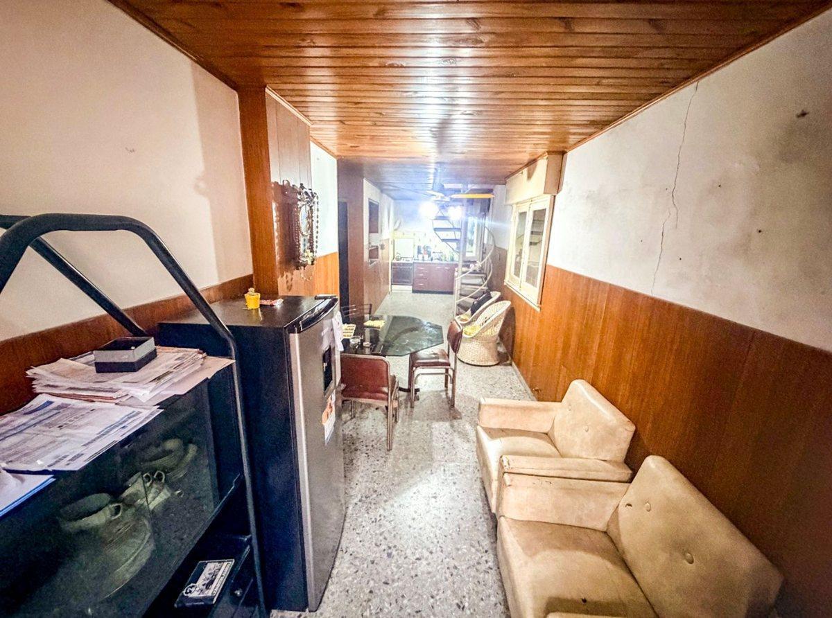 Foto de LOTE EN VENTA-CENTRO DE VALENTÍN ALSINA-INVERSORES, imagen 1