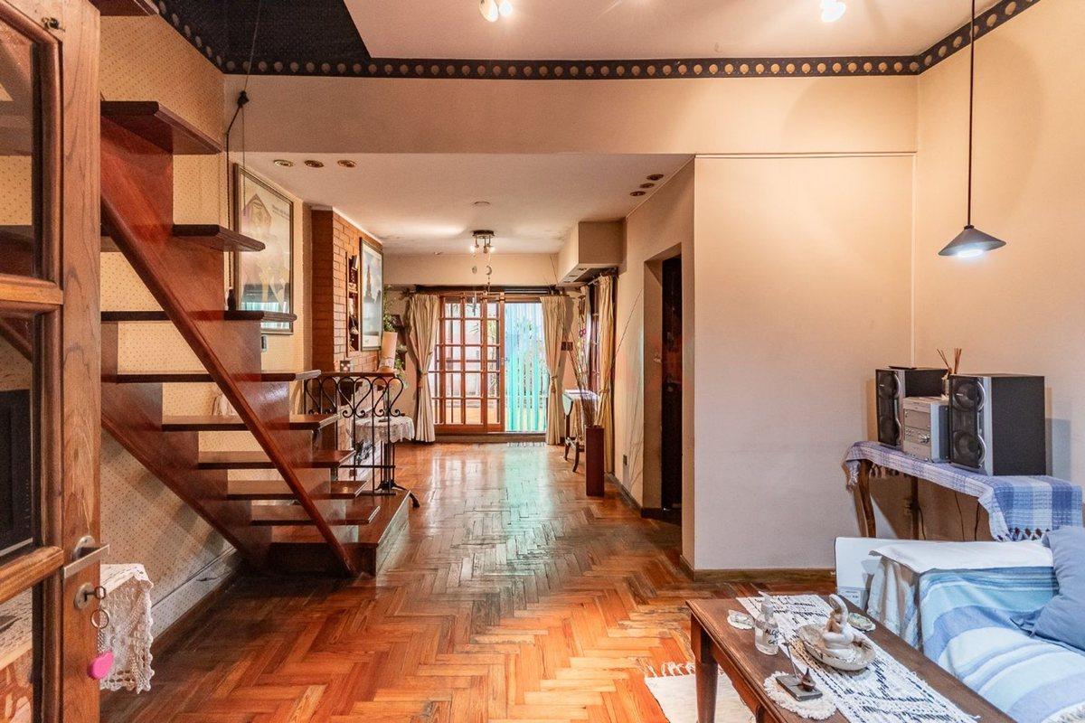 Foto de Venta Casa RamosMejía IDEAL INVERSION OPORTUNIDAD, imagen 1