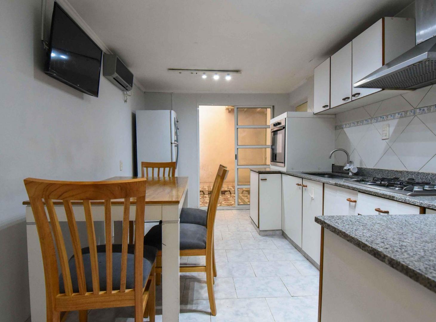 Foto de VENTA PH 4 AMB SIN EXPENSAS TERRAZA P. CHACABUCO, imagen 3