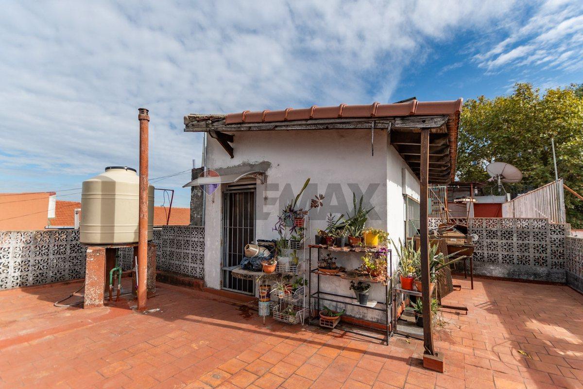 Foto de VENTA PH 3 AMB FLORES C/TERRAZA IDEAL INVERSOR, imagen 1