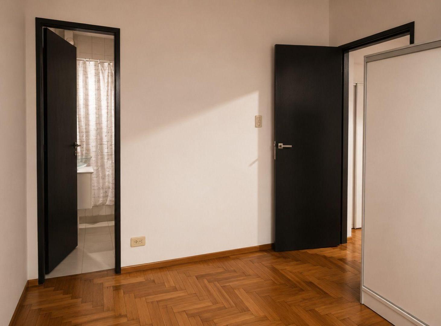 Foto de VENTA DEPTO 2 AMB COCINA SEPARADA APTO CREDITO, imagen 2