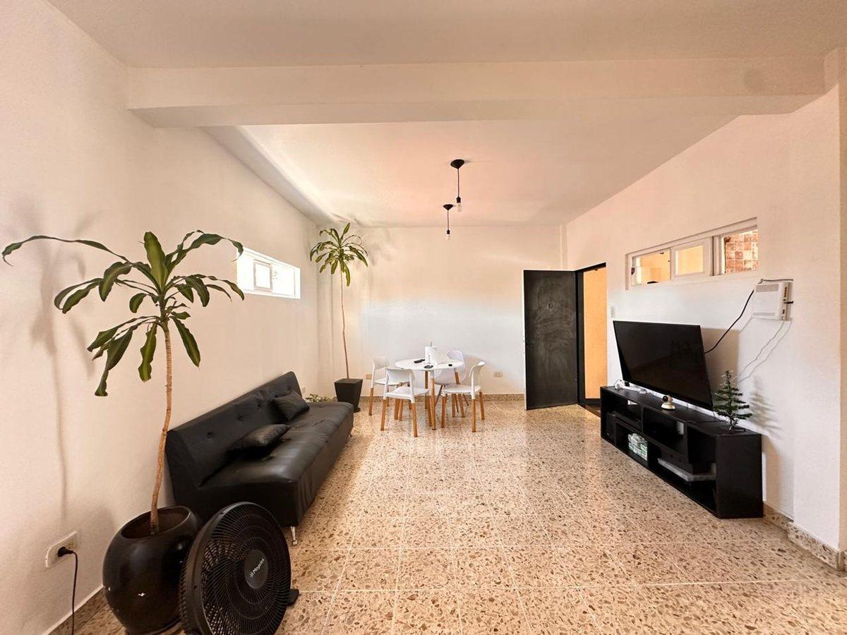 Foto de VENTA PH 3 AMBIENTES FLORES CON TERRAZA-Apto cred, imagen 3