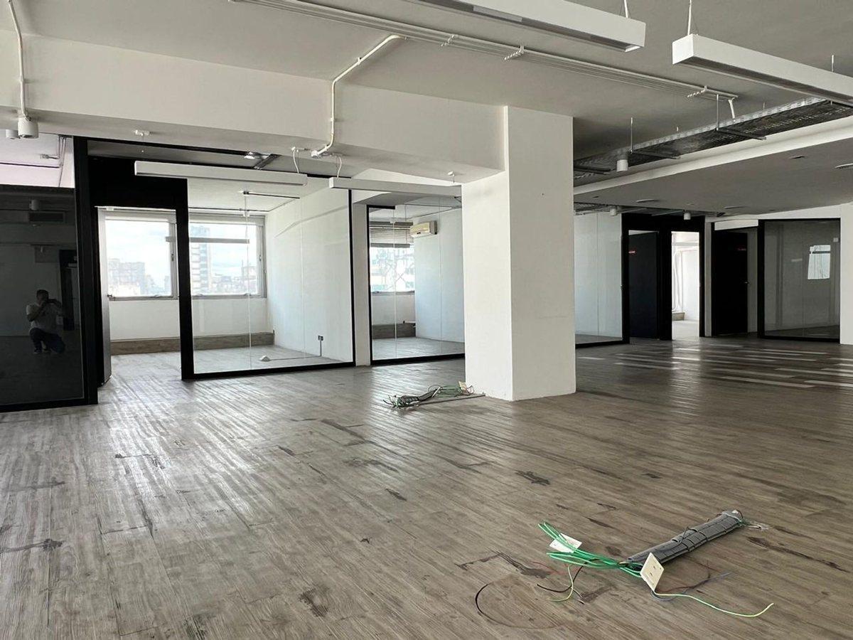 Foto de Oficina corporativa piso alto en pleno centro, imagen 4