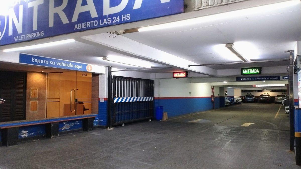 Foto de VENTA COCHERA FIJA EN RECOLETA, imagen 1