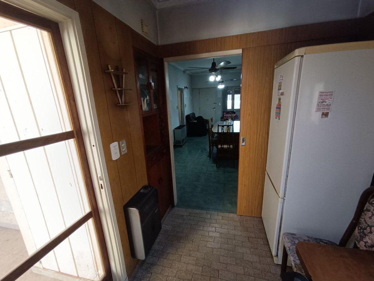 Foto de Venta Casa en Berazategui Apto Credito 7 ambientes, imagen 3