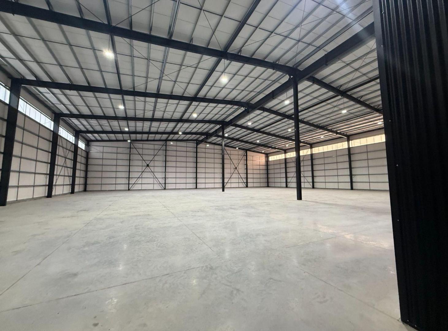 Foto de ALQUILER NAVE IND POLO VARELA PITEC II LOTE 3800M2, imagen 4