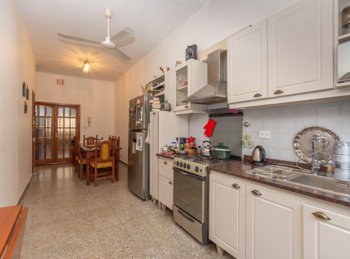 Foto de VENTA - PH 3 AMBIENTES CON TERRAZA EN AVELLANEDA, imagen 3