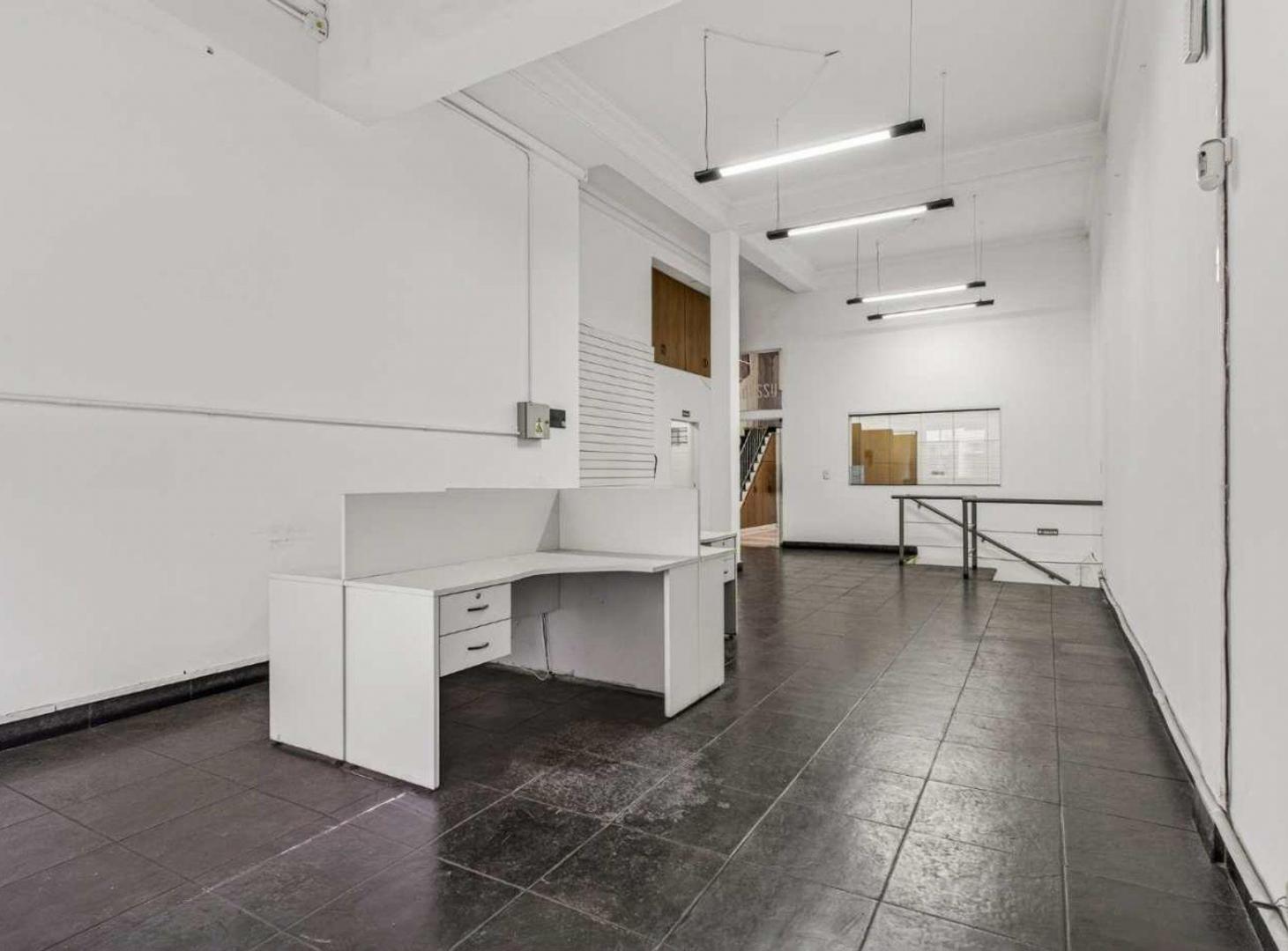 Foto de Venta Edificio Comercial c/ Subsuelo Av. San Juan, imagen 5