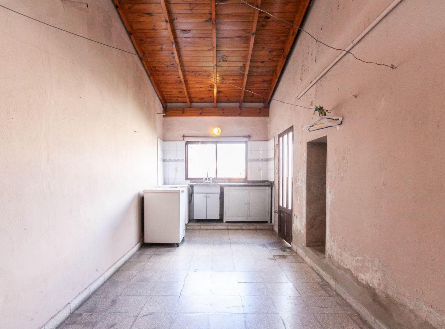 Foto de VENTA CASA 3 AMB PATIO PILETA QUINCHO GARAGE, imagen 5