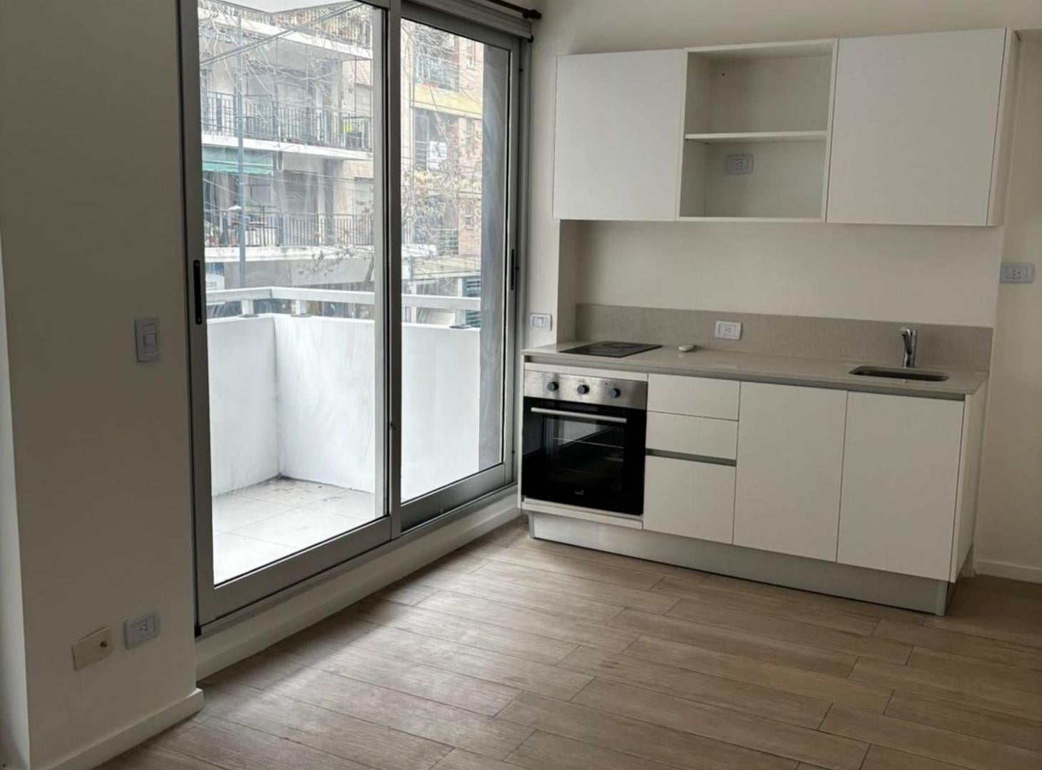 Foto de ALQUILER MONOAMBIENTE CON BALCÓN - BELGRANO, imagen 1