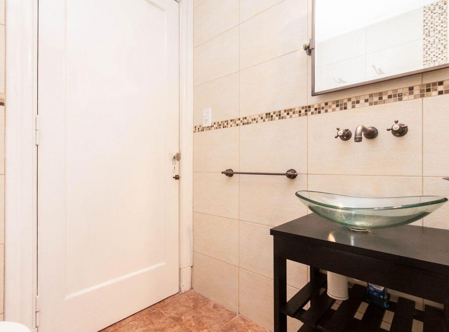 Foto de VENTA CASA 5 AMB PILETA 2 COCHERAS QUINCHO, imagen 3