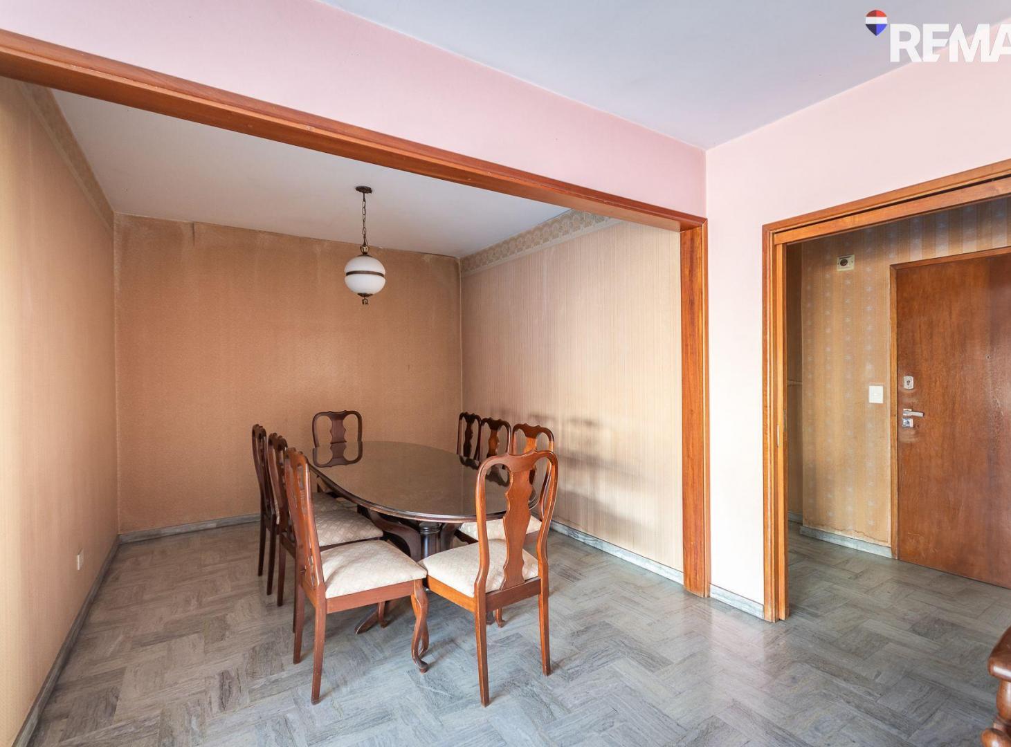 Foto de VENTA DEPARTAMENTO MORON CENTRO 4 AMBIENTES BALCON, imagen 1