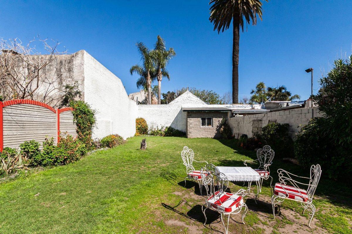 Foto de VENTA CASA 3 AMB QUINCHO FONDO BANFIELD OESTE, imagen 1