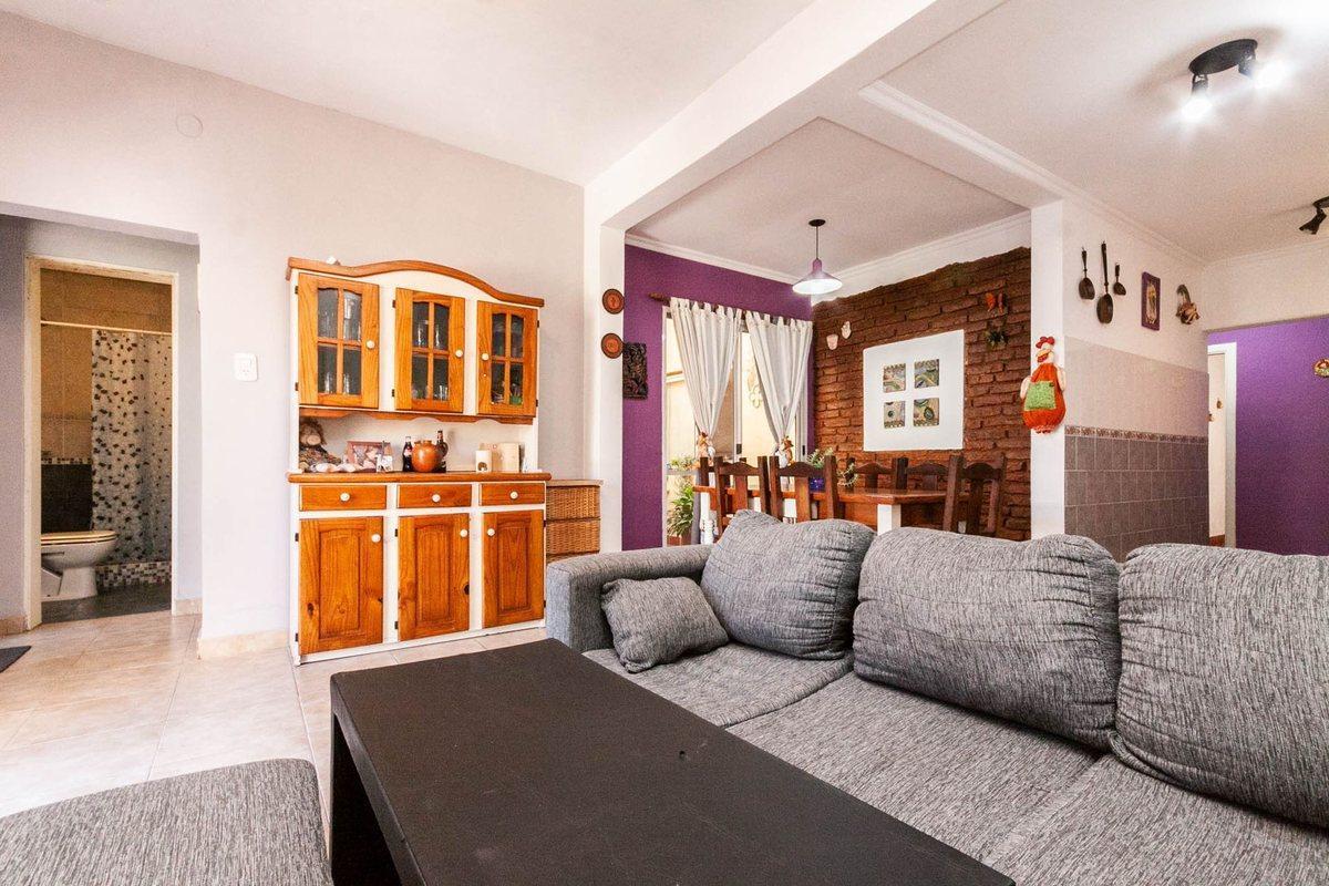 Foto de VENTA CASA 3 AMB QUINCHO FONDO BANFIELD OESTE, imagen 2
