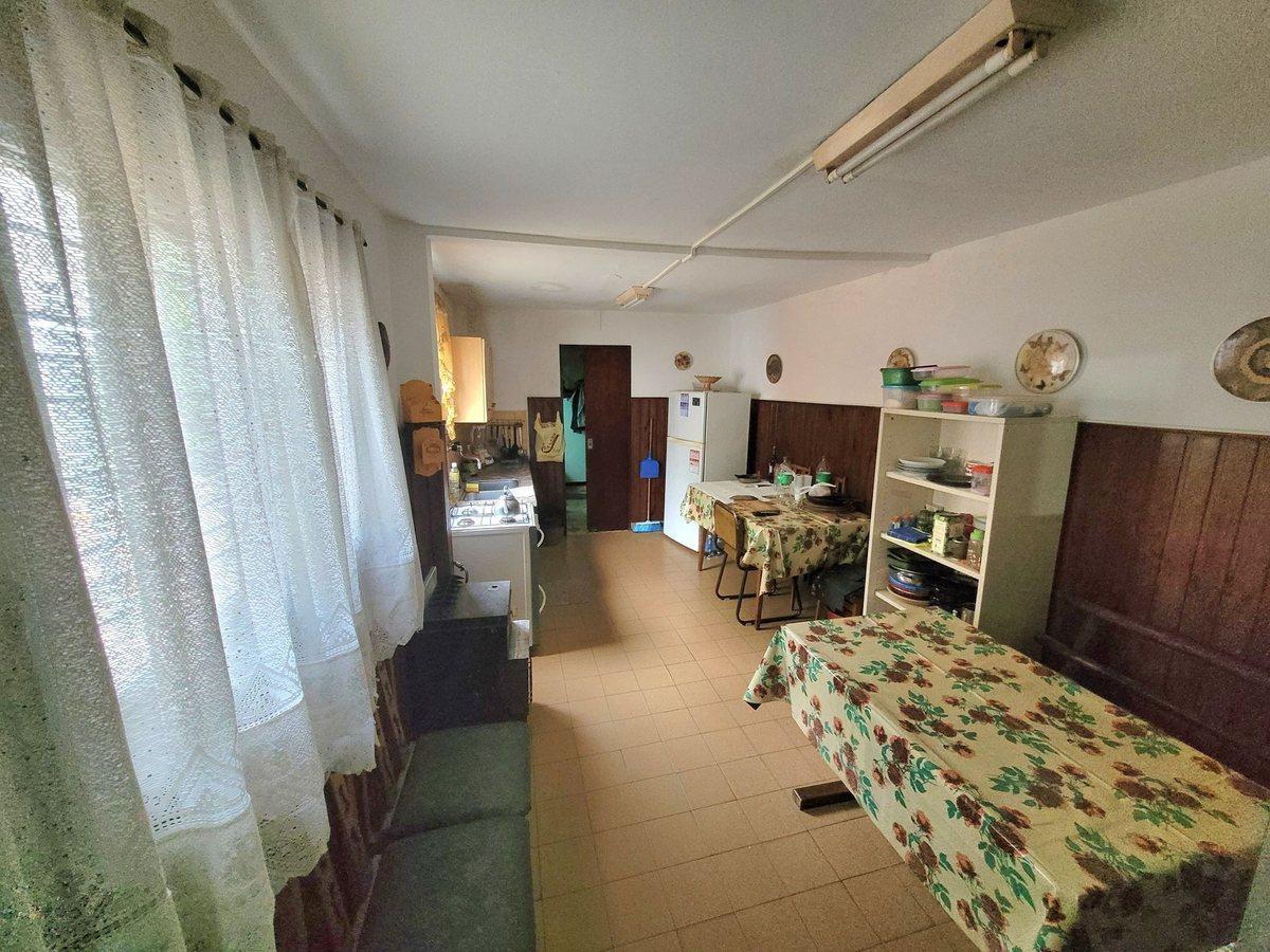Foto de VENTA CASA PATIO PARRILLA COCHERAS TERRAZA LANUS, imagen 5