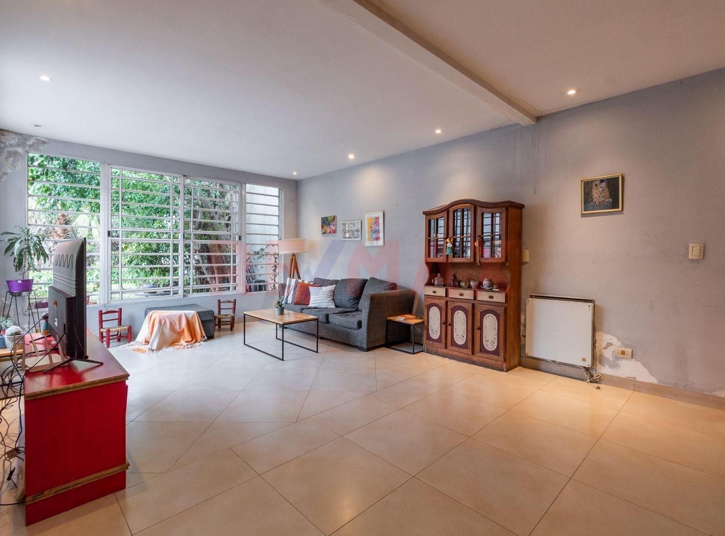 Foto de Casa Venta 5 Amb. en San Martin Cochera + Jardín, imagen 3