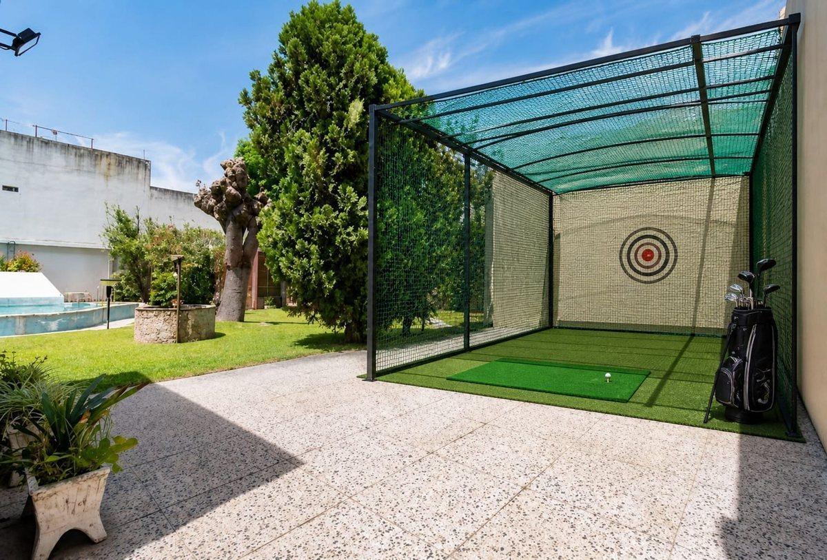 Foto de VENTA CASA 6 AMB PILETA JARDIN CANCHA DE PALETA, imagen 2