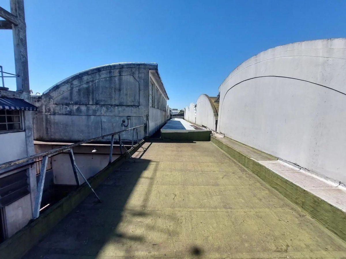 Foto de VENTA NAVE INDUSTRIAL CON LOGISTICA, imagen 1
