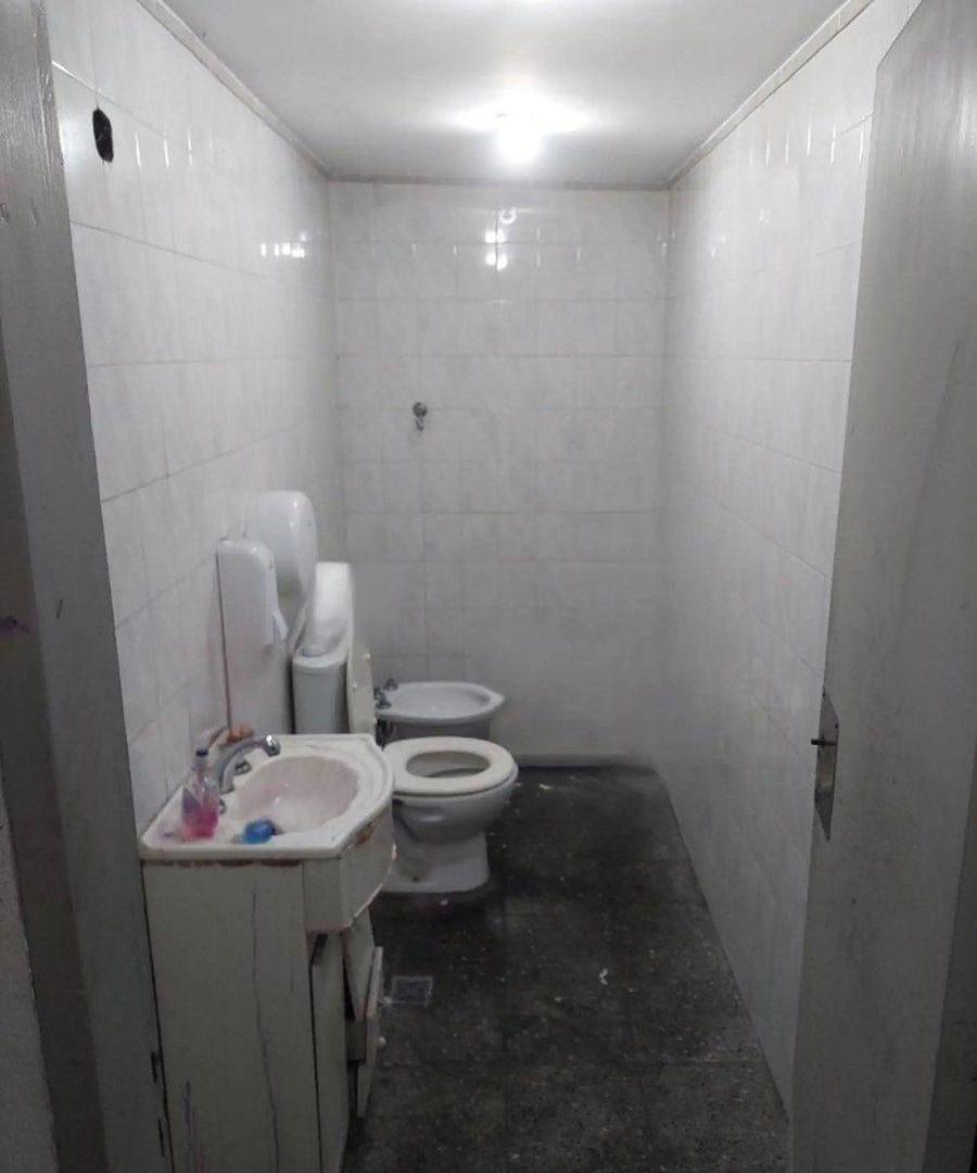 Foto de VENTA NAVE INDUSTRIAL CON DEPOSITO Y VIVIENDA, imagen 4