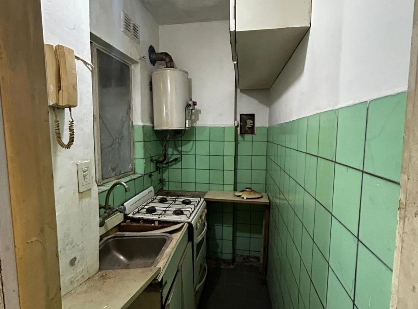 Foto de VENTA DPTO A REFACIONAR, SAN TELMO, imagen 4