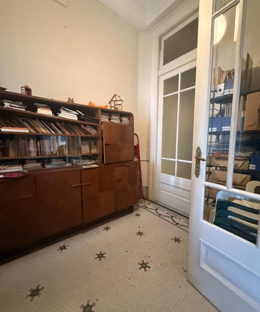 Foto de Piso Francés 300m² Estilo y Categoría Congreso, imagen 4
