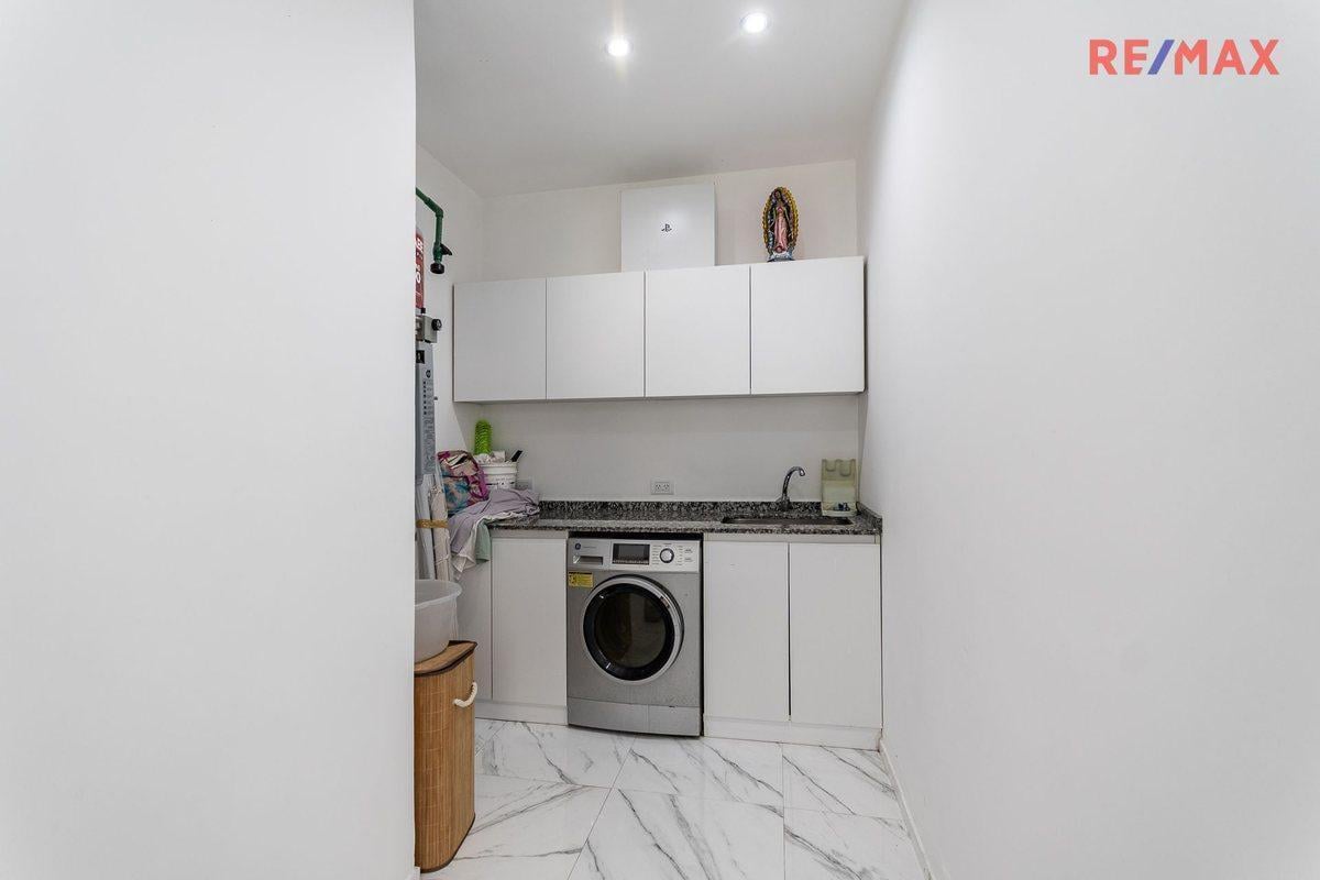 Foto de VENTA CASA TERRALAGOS 5 AMB CON PILETA Y PARRILLA, imagen 3