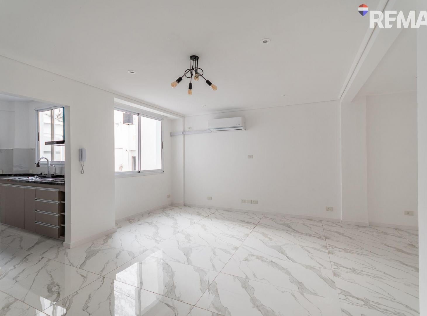 Foto de VENTA DEPARTAMENTO 4 AMBIENTES EN BELGRANO, imagen 3