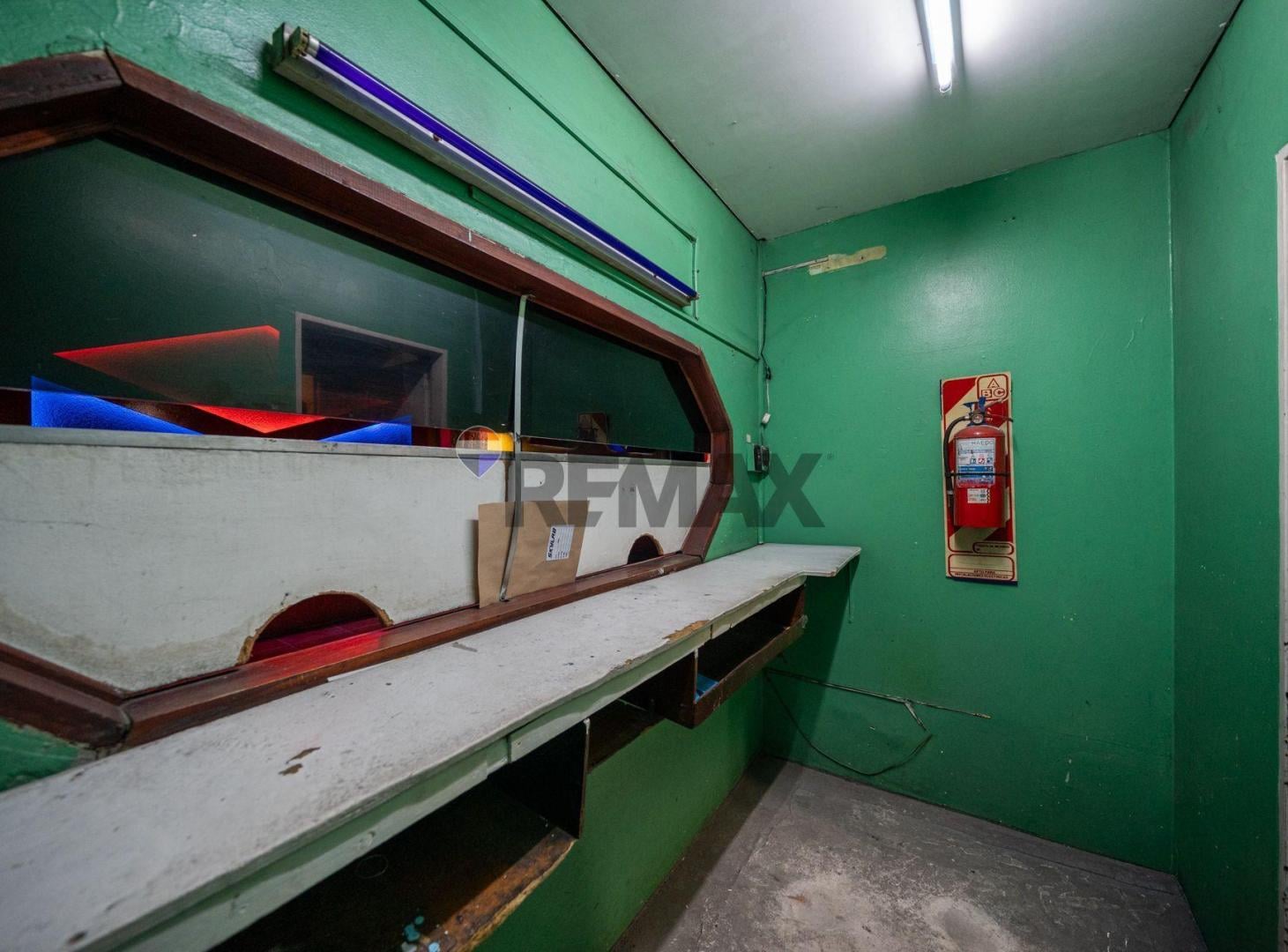 Foto de local comercial ex boliche bailable. San justo, imagen 1
