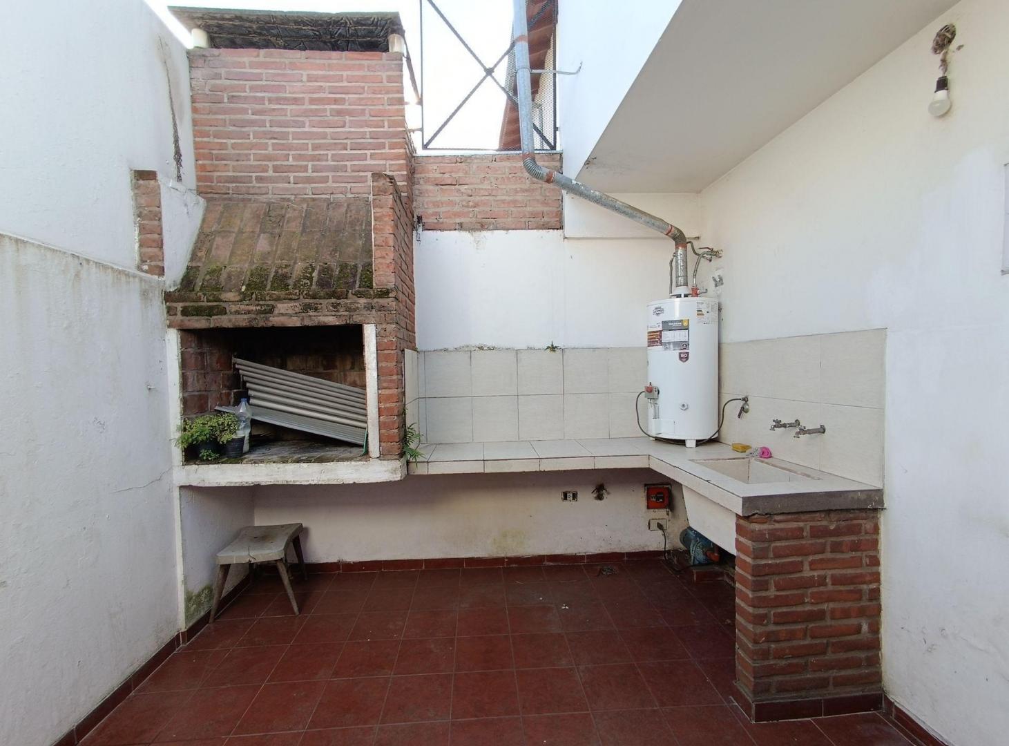 Foto de Venta PH tipo Casa 3 ambientes en Quilmes, imagen 3
