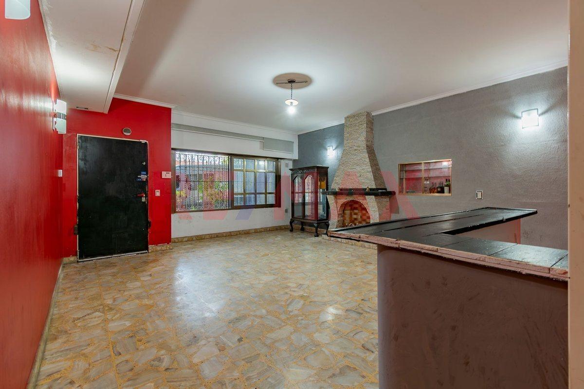 Foto de CASA EN PARQUE CHACABUCO, imagen 2