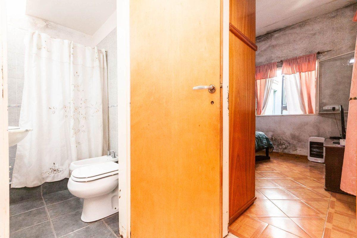 Foto de Venta Vivienda Multifamiliar+ Local, La Matanza, imagen 5