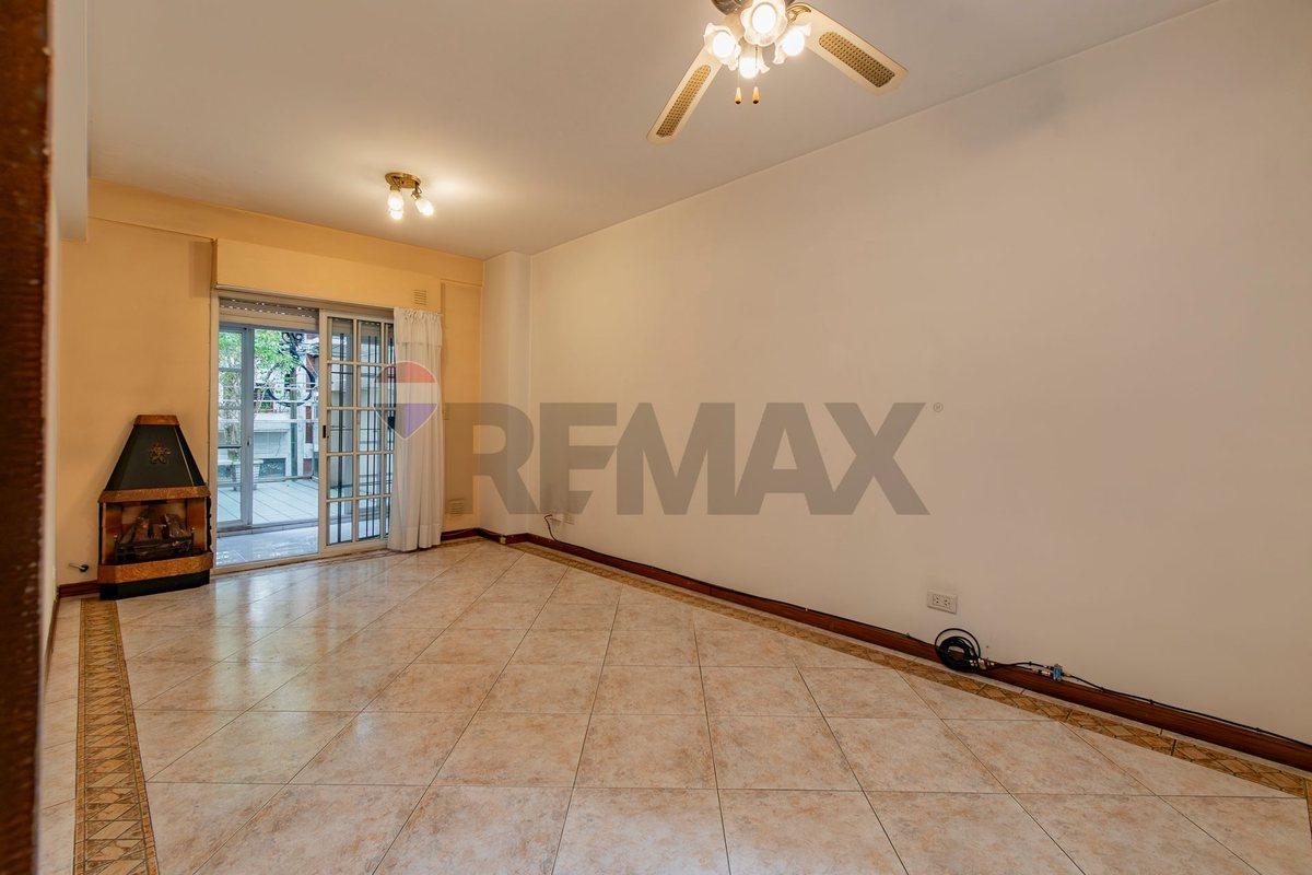 Foto de 2 Ambientes con balcon terraza en FLORESTA!!, imagen 1