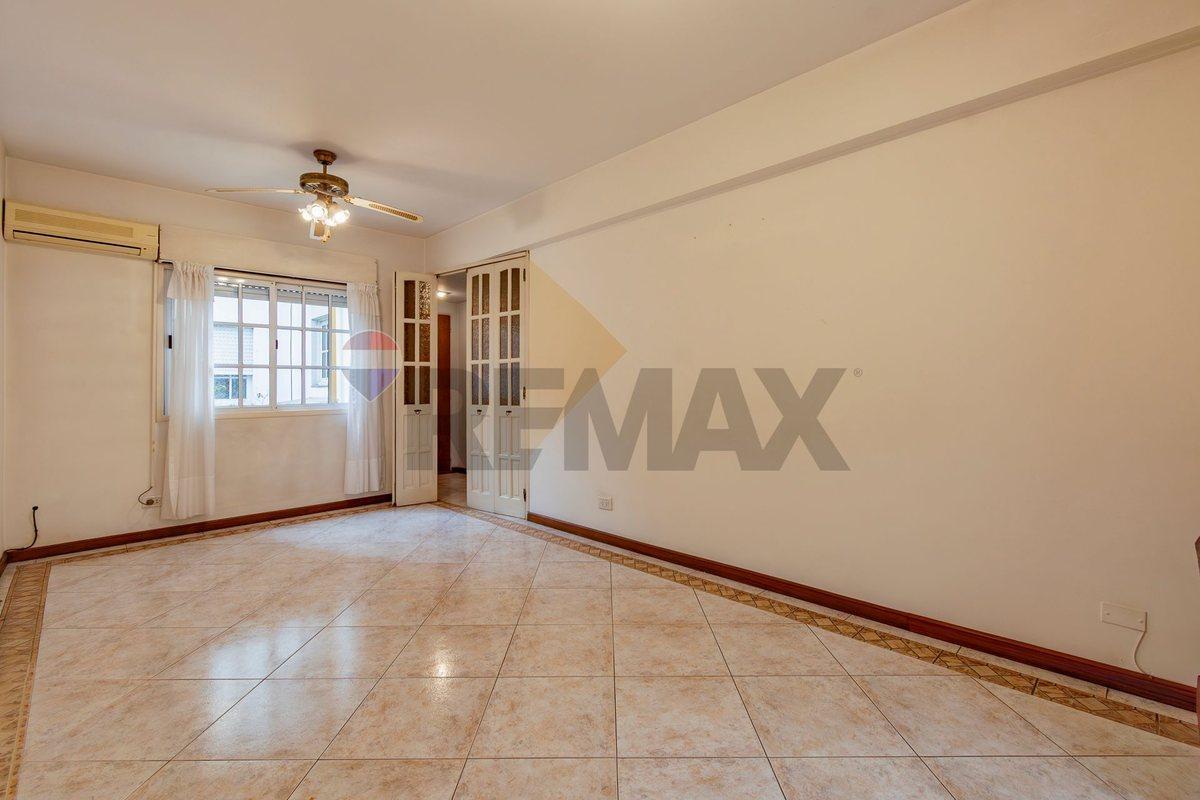 Foto de 2 Ambientes con balcon terraza en FLORESTA!!, imagen 2