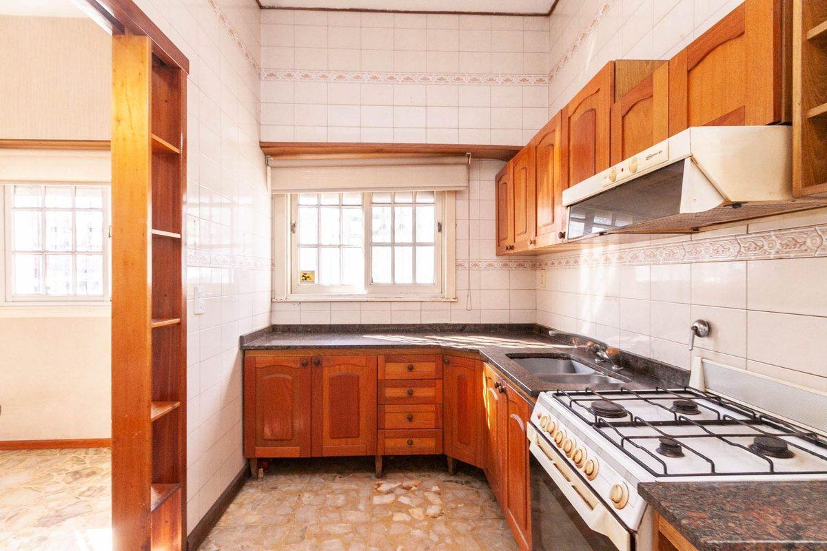 Foto de VENTA CASA 3 AMB PATIO COCHERA TERRAZA LANUS ESTE, imagen 4