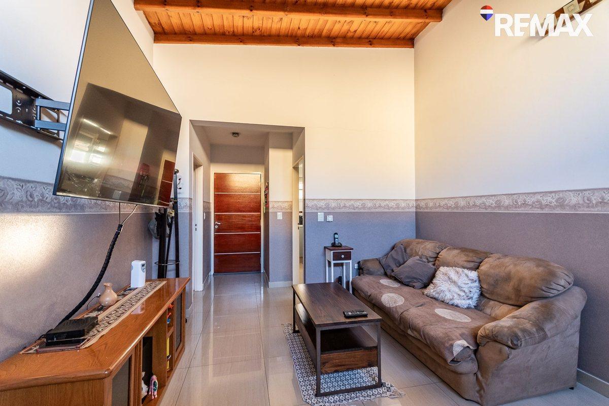 Foto de Venta Casa 4 ambientes con piscina climatizada, imagen 1