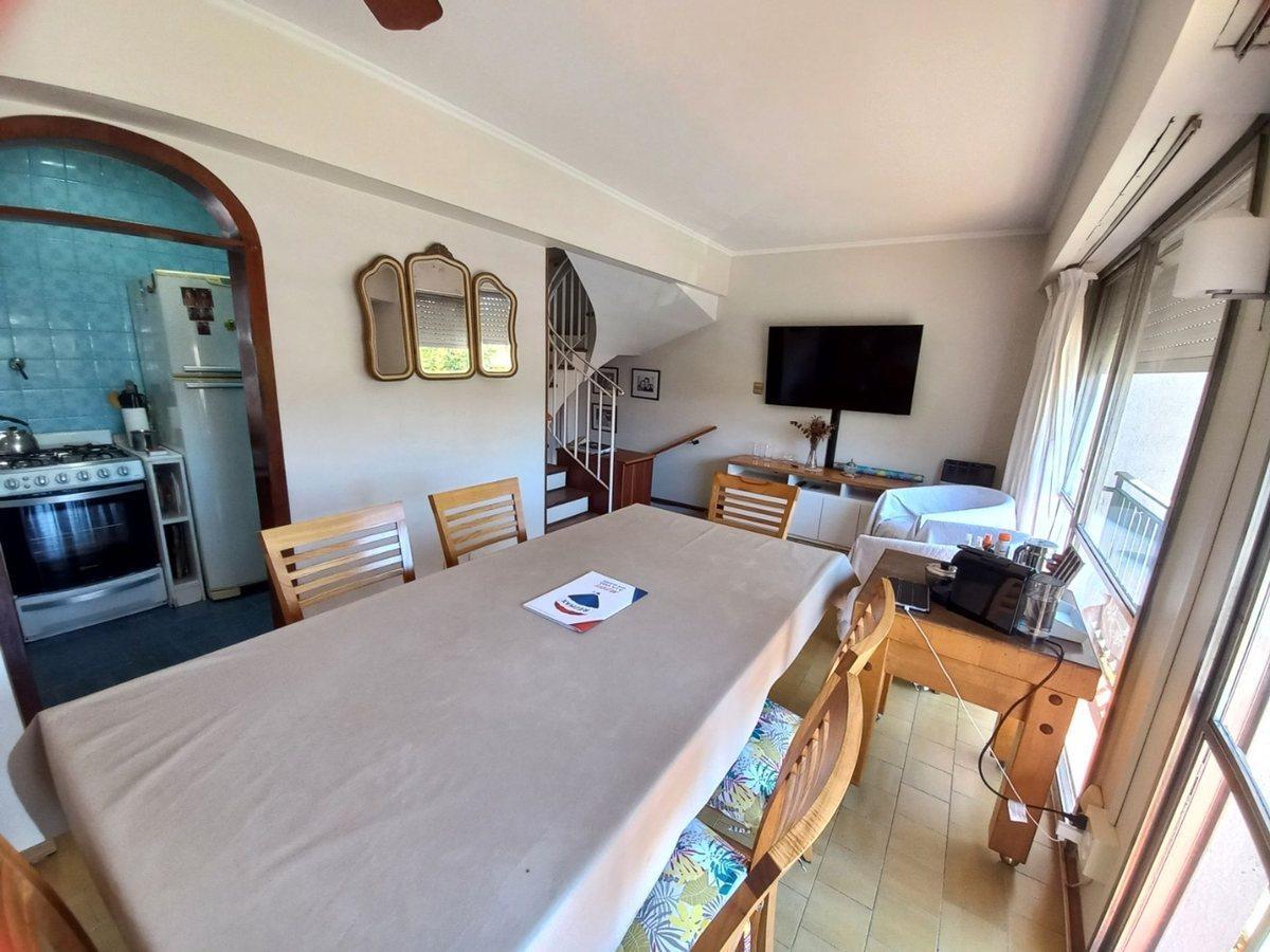 Foto de Venta triplex 4 amb Luis Saenz Peña 1500, Martínez, imagen 1