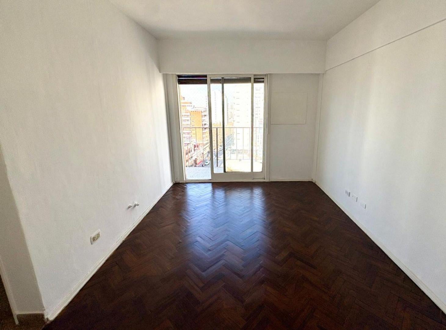Foto de VENTA 2 AMB AVELLANEDA CENTRO BALCON, imagen 1