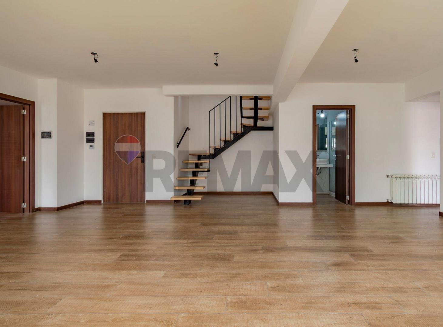 Foto de VENTA DUPLEX CABALLITO SUR A ESTREN 3 AMB Y COCH, imagen 3