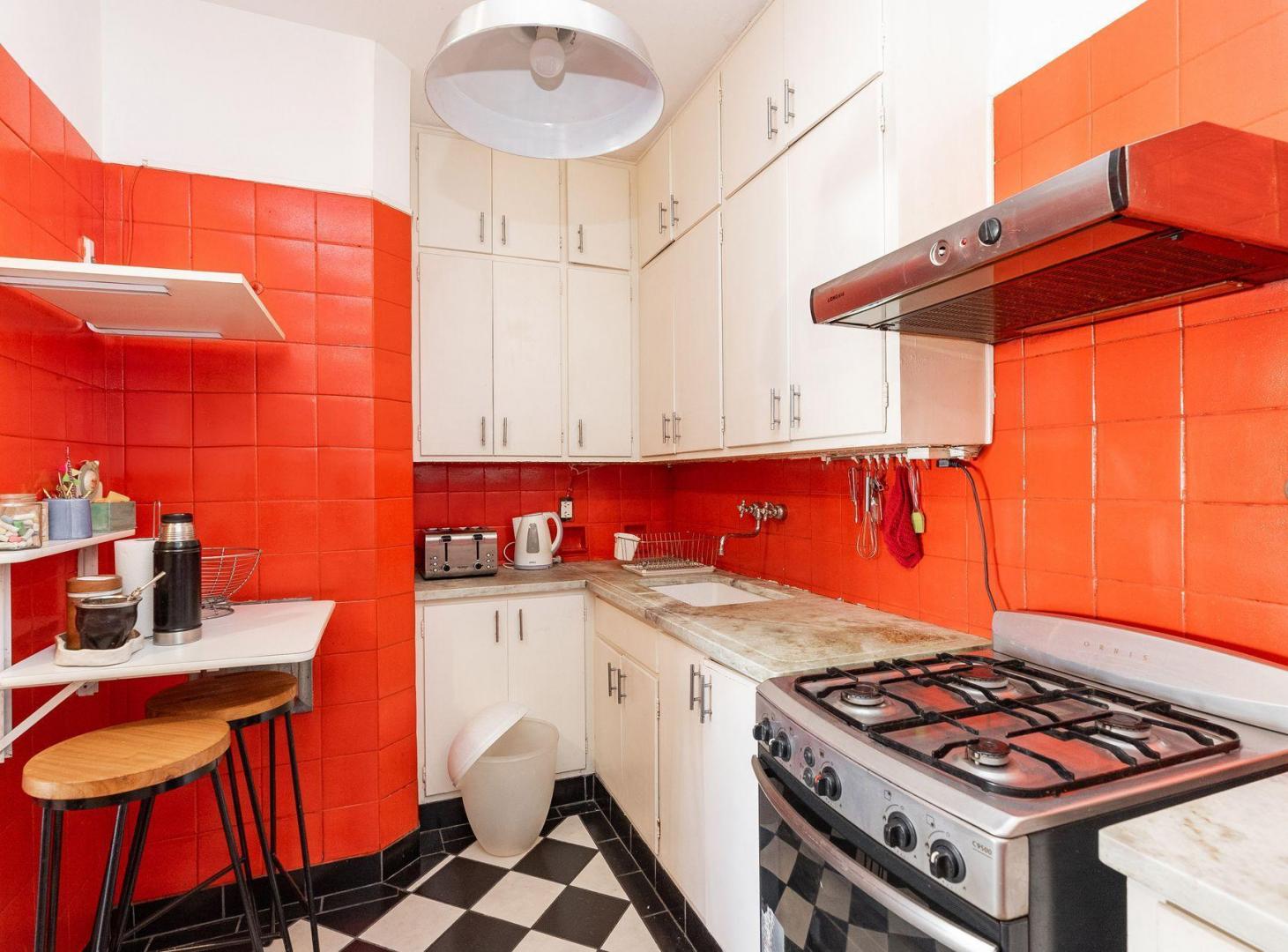 Foto de VENTA DEPARTAMENTO 4 AMB EN RECOLETA APTO CREDITO, imagen 4