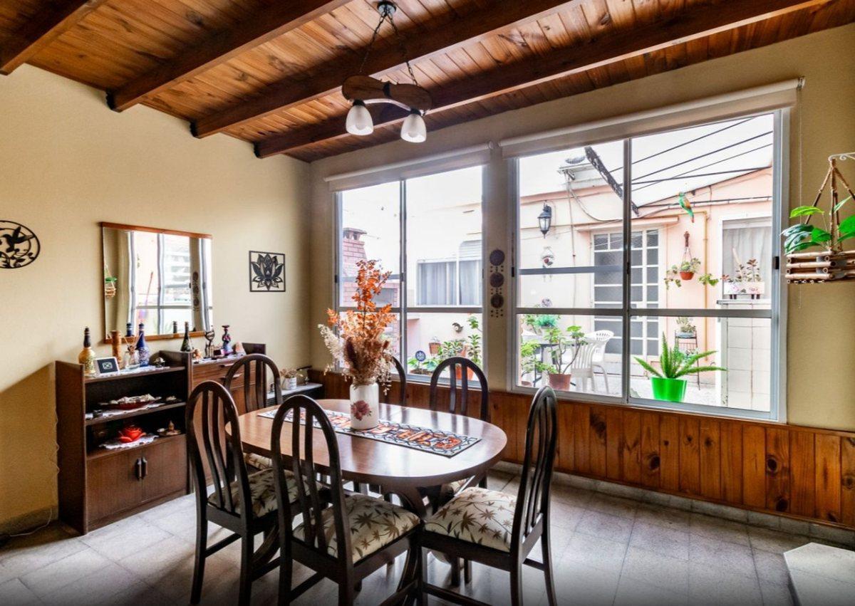 Foto de VENTA CASA 6 AMB BARRACAS CON COCHERA Y TERRAZA, imagen 3