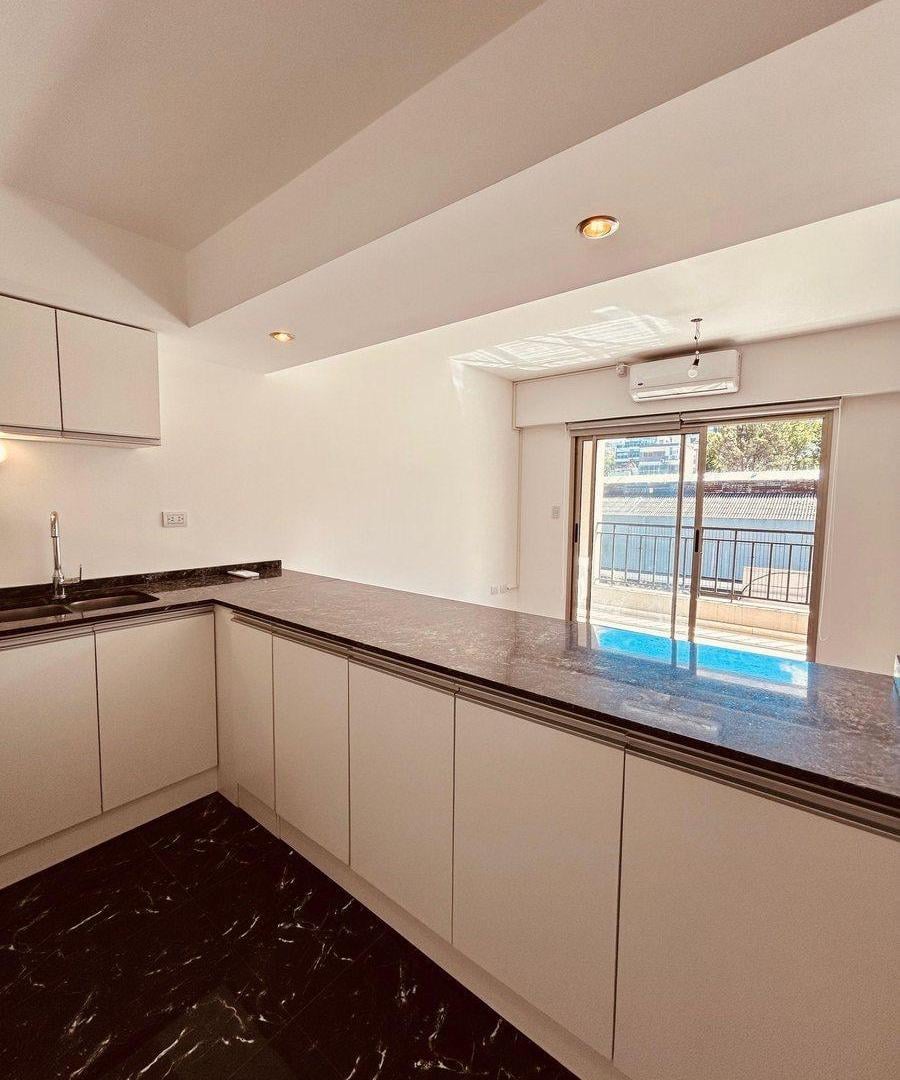 Foto de VENTA depto 2 amb Balcón y Amenities en FLORES, imagen 2