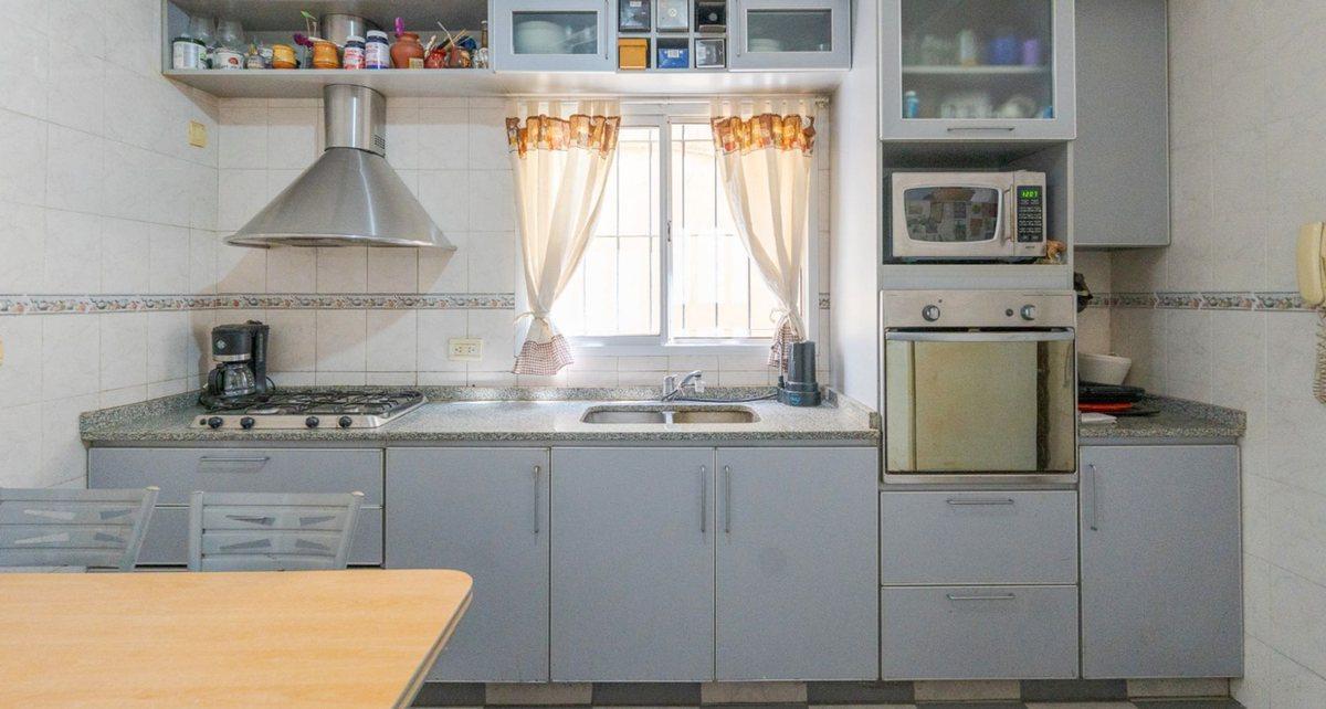 Foto de Casa 4 Amb c/ Jardín, Pileta y Cochera Villa Lynch, imagen 5