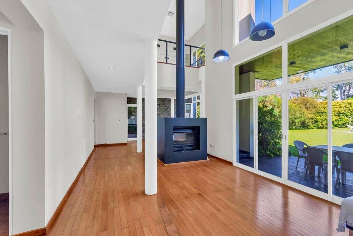Foto de Venta Casa 5 amb. Bº Cerrado Santa Ana Fco.Alvarez, imagen 5