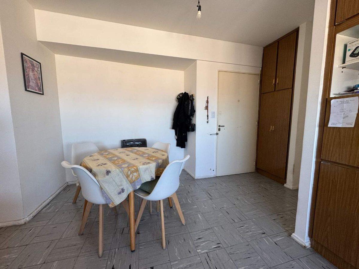 Foto de VENTA DEPTO 3 AMB EN LINIERS, imagen 3