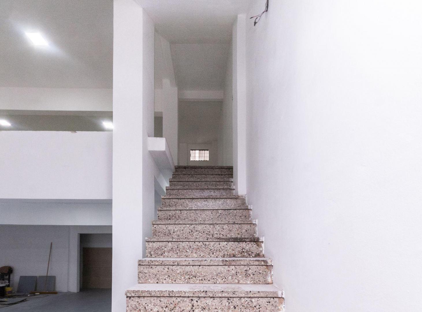 Foto de Venta casa + local en Monte Grande, imagen 3