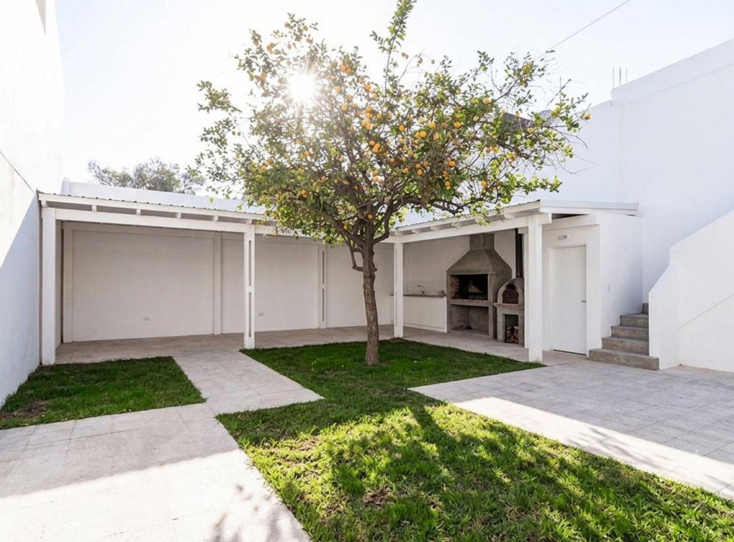 Foto de CASA 3AMB APTO CRED JARDIN Y COCHERA LANUS OESTE, imagen 4